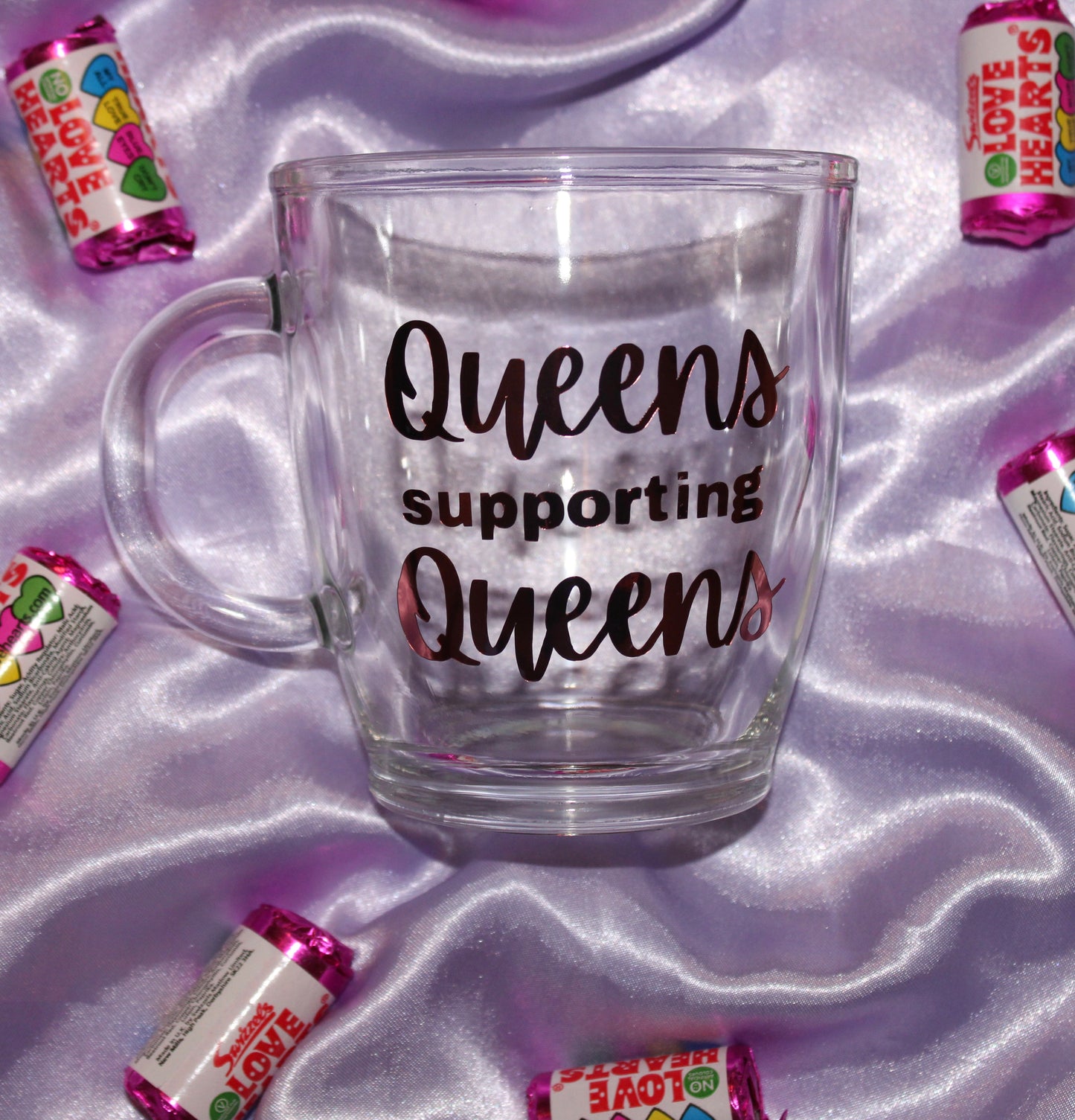 'QUEENS SUPPORTING QUEENS' MUG